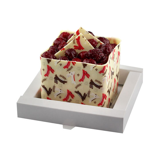 Luxusní dort jogurtový s malinami mini, 328 Kč